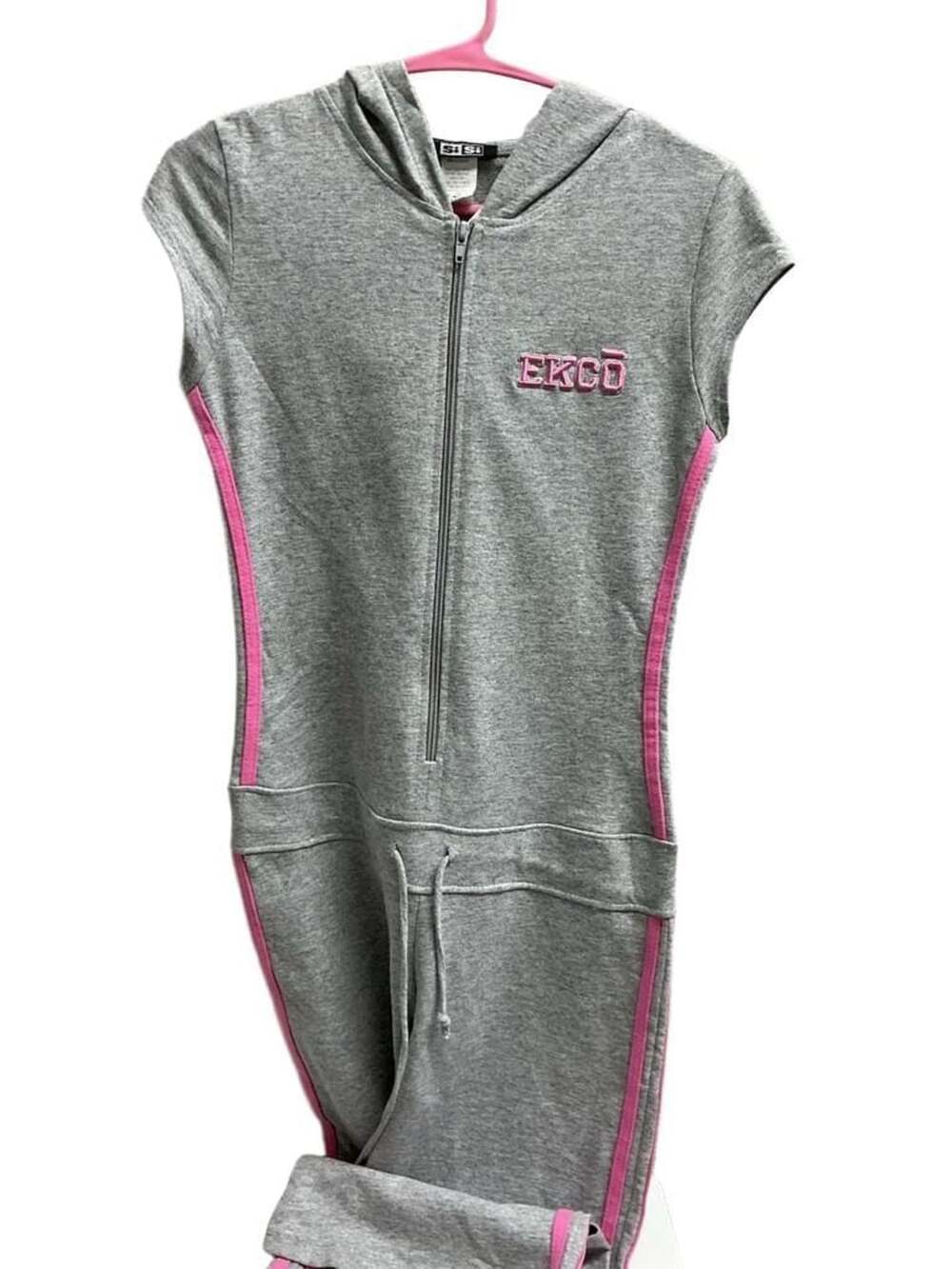 Ecko Unltd Vintage Grey and Pink Sleeveless Hooded Jumpsuit Romper Medium